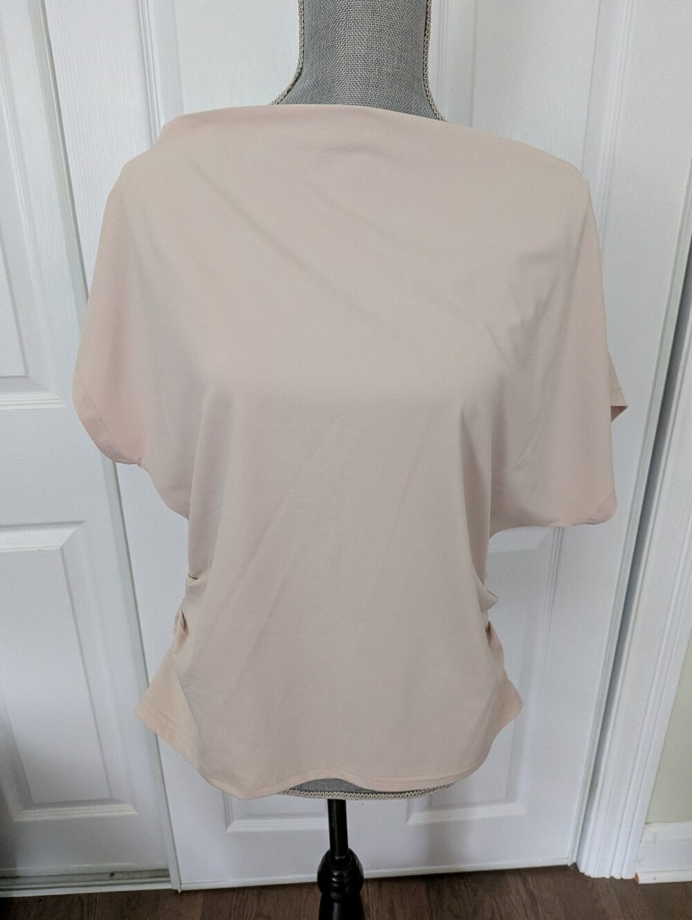 halara Women's Relaxed Boatneck Top in Light Beige